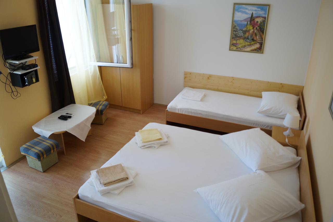 Apartament Studio Marija With Private Parking