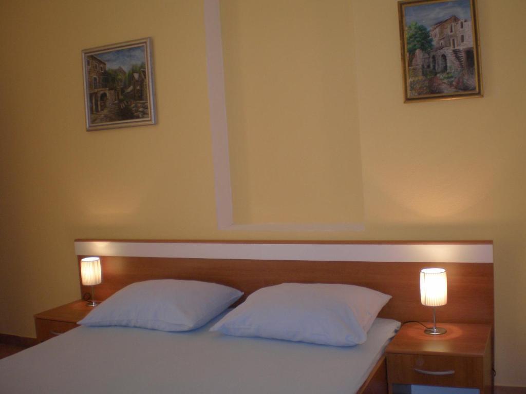 Marija With Private Parking Appartement Makarska