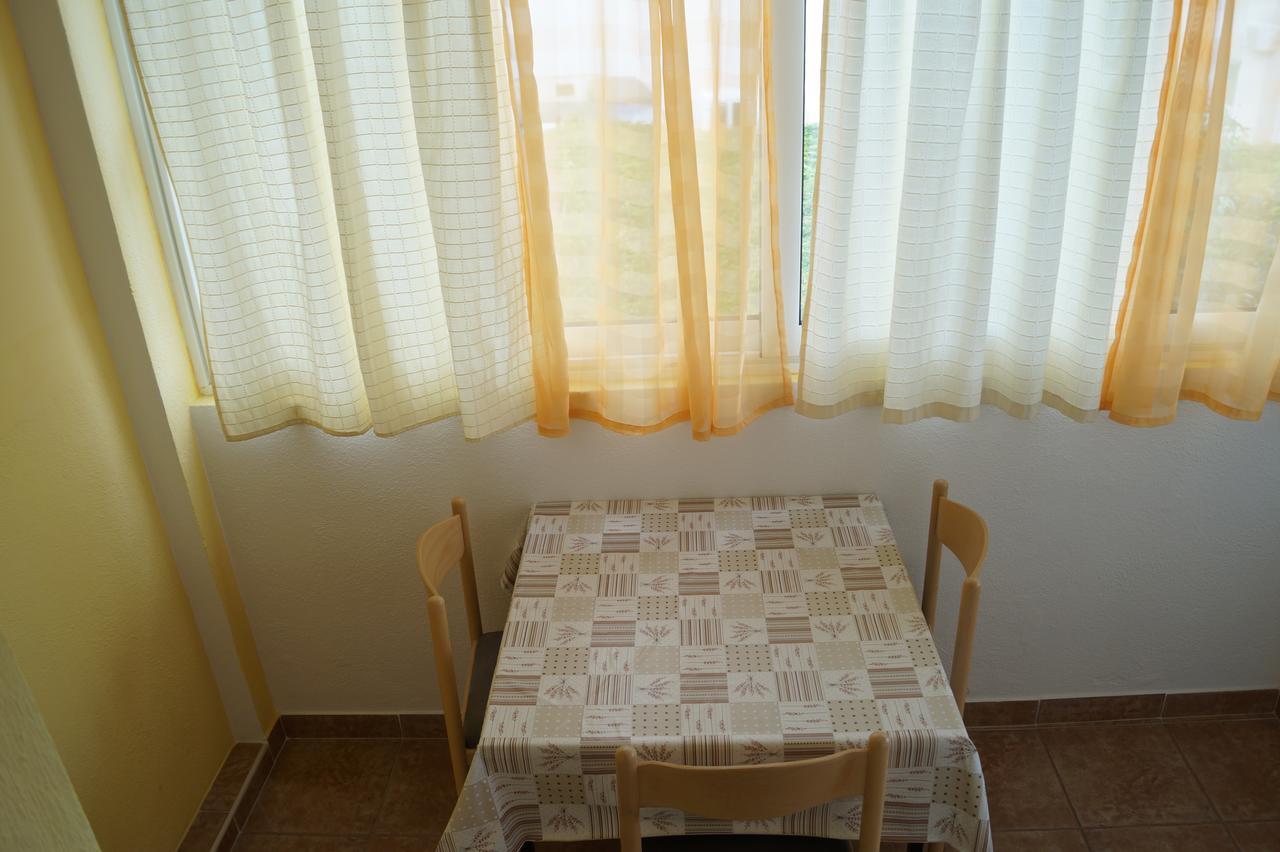 Appartement Marija With Private Parking Makarska